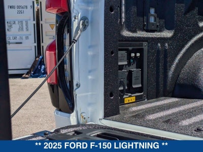 2025 Ford F-150 Lightning Platinum