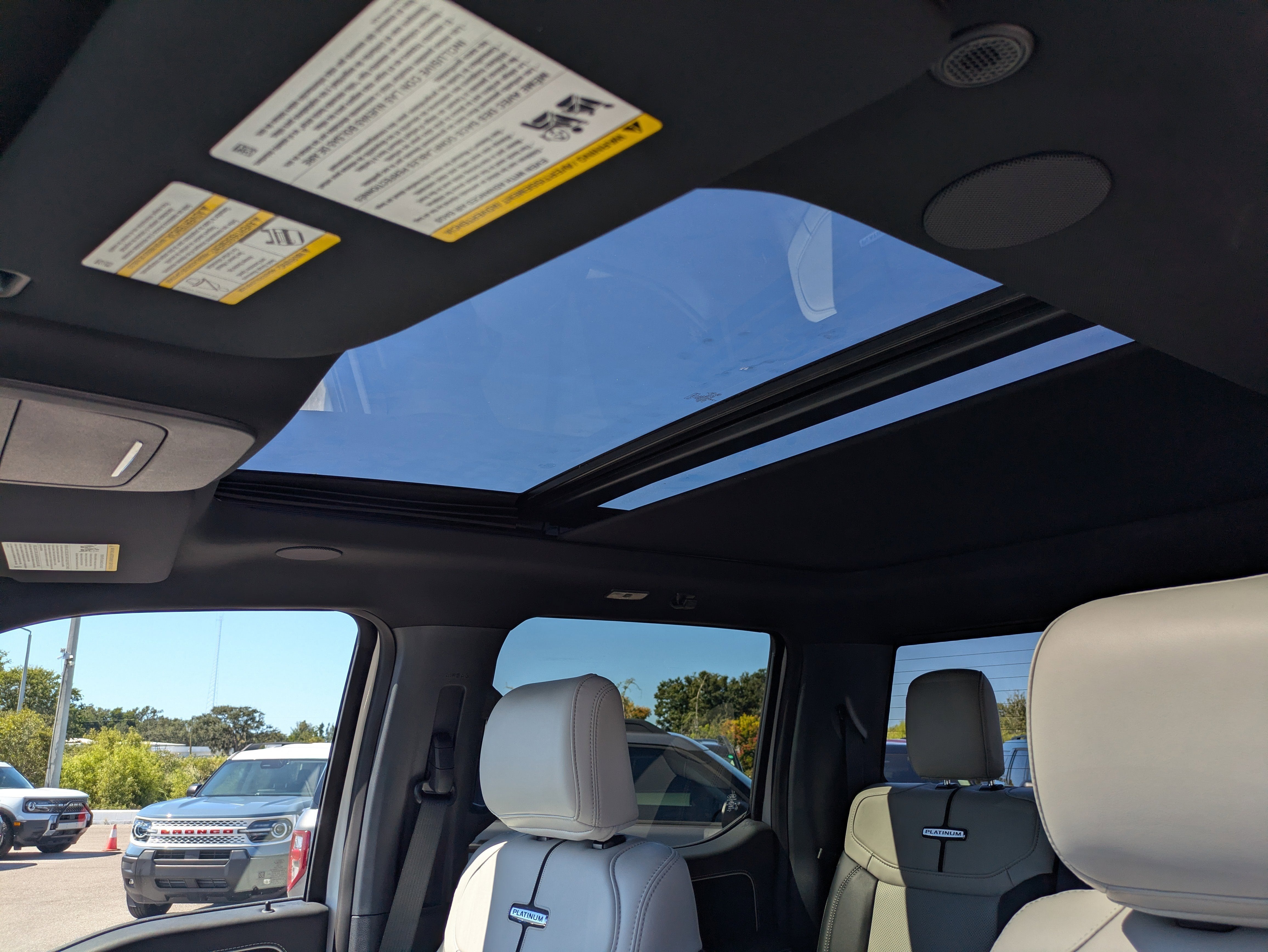 2025 Ford F-150 Lightning Platinum