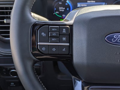 2025 Ford F-150 Lightning Platinum