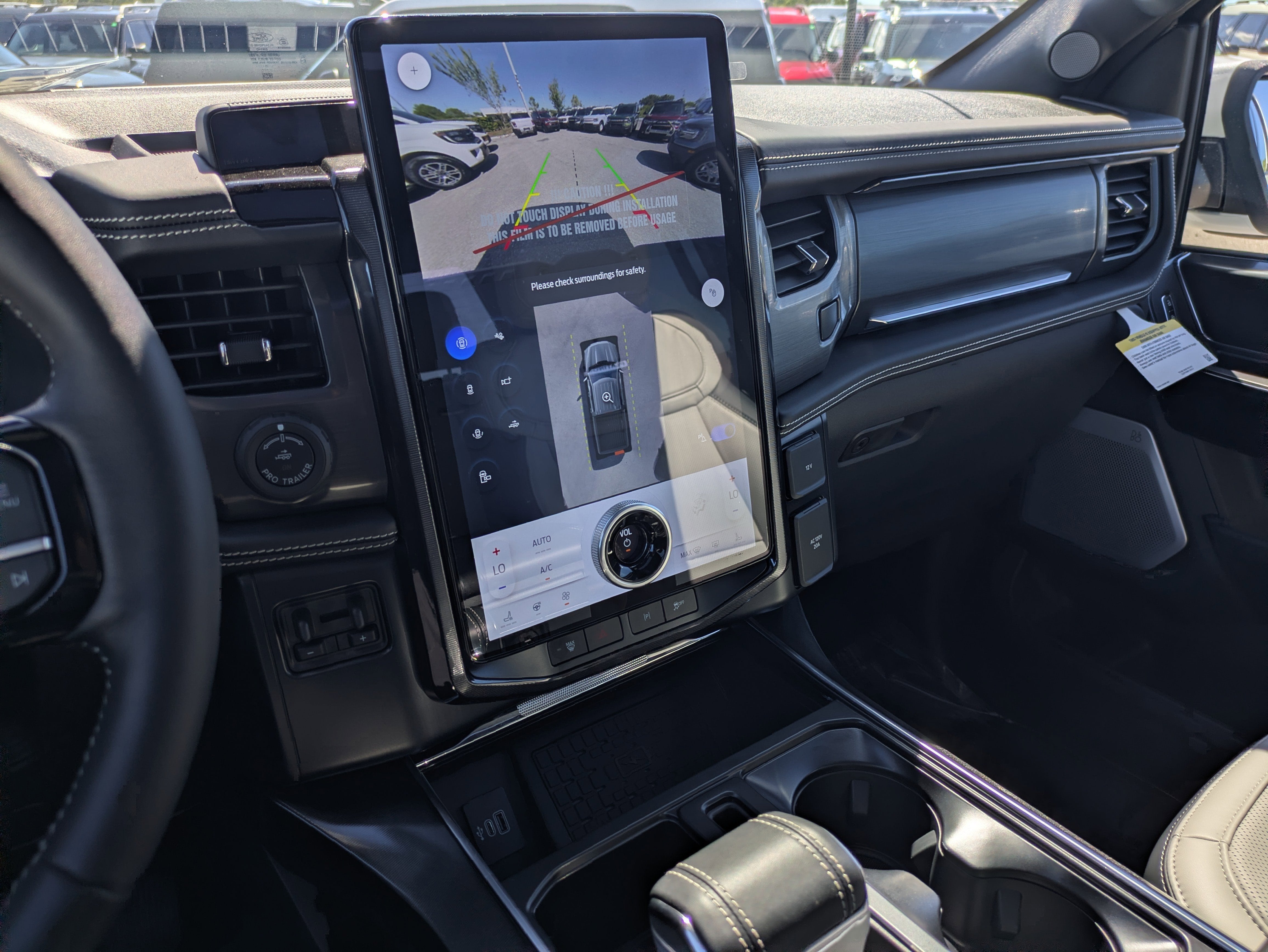 2025 Ford F-150 Lightning Platinum