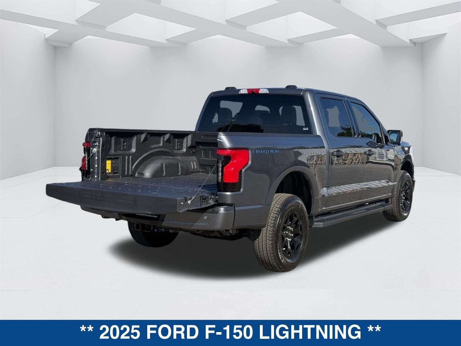 2025 Ford F-150 Lightning XLT