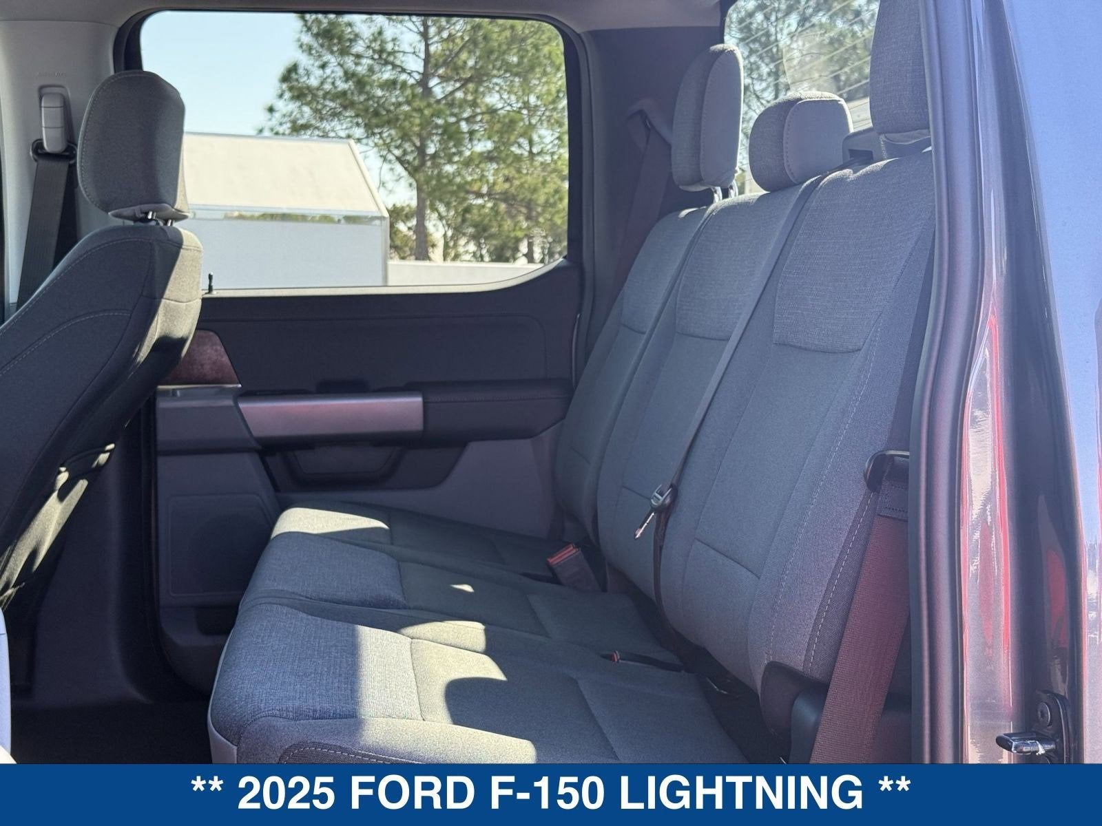 2025 Ford F-150 Lightning XLT