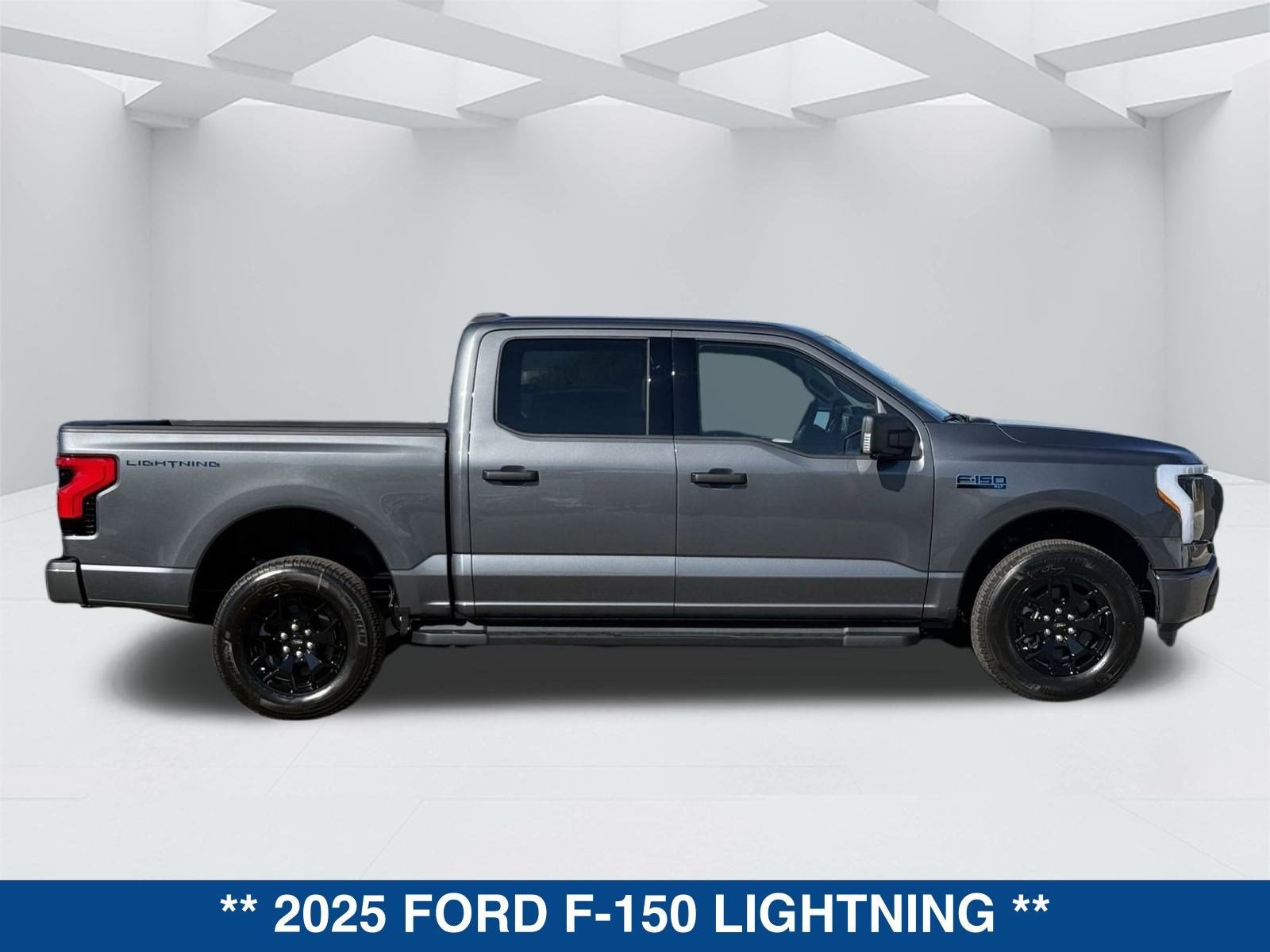 2025 Ford F-150 Lightning XLT