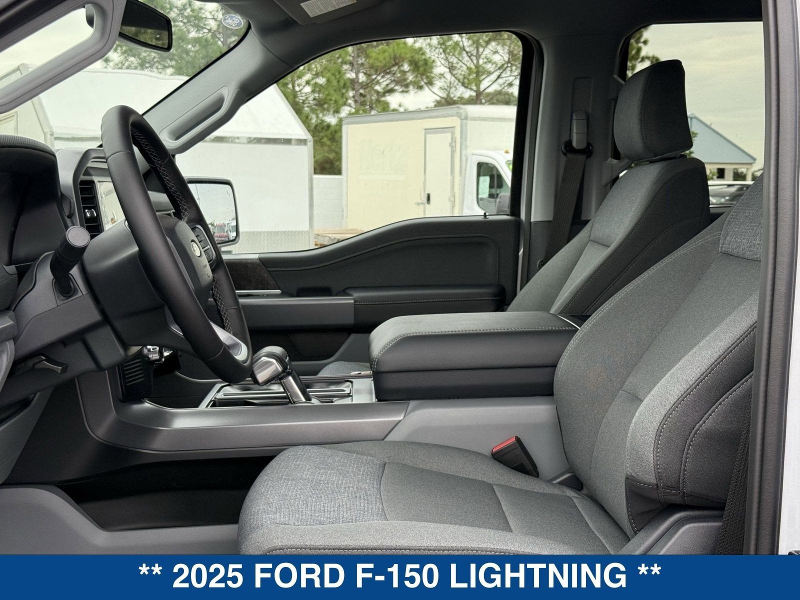 2025 Ford F-150 Lightning XLT