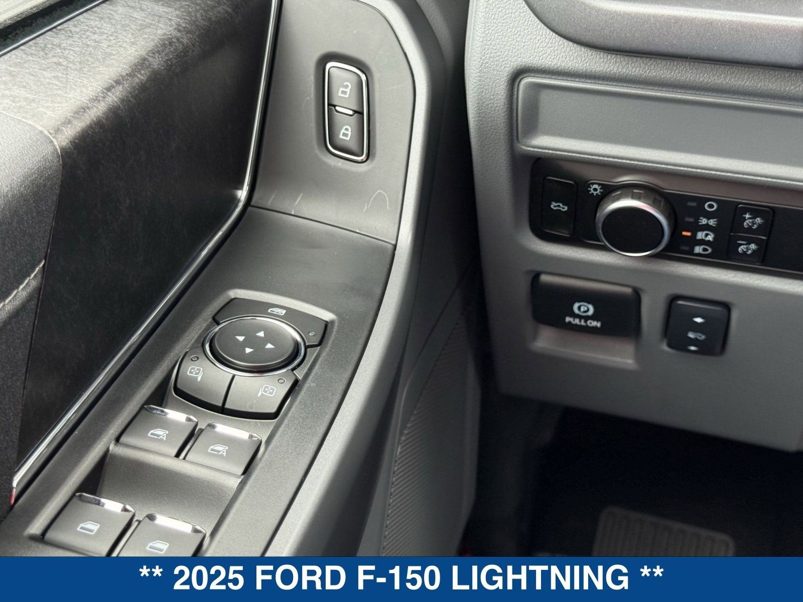2025 Ford F-150 Lightning XLT