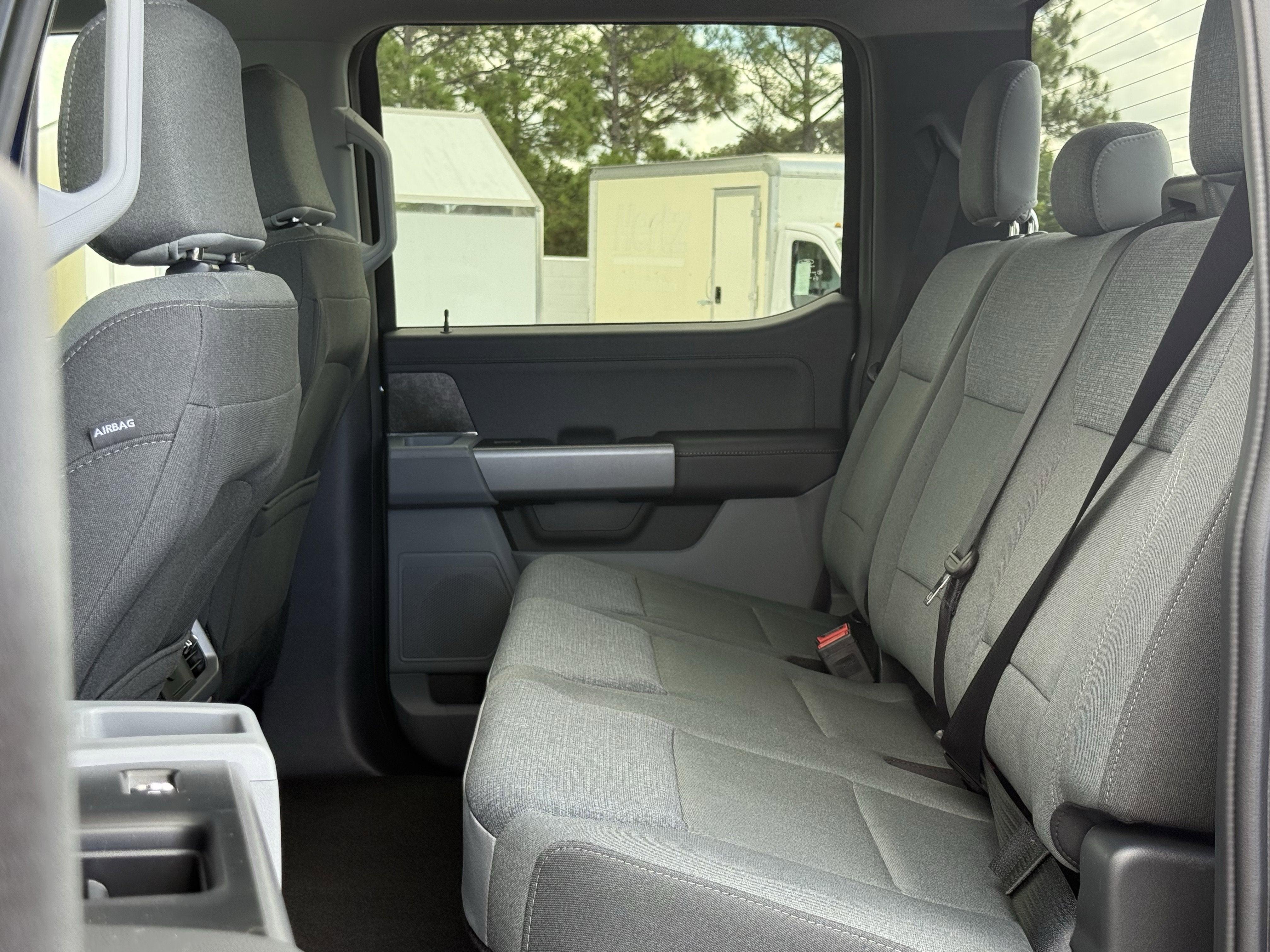 2025 Ford F-150 Lightning XLT