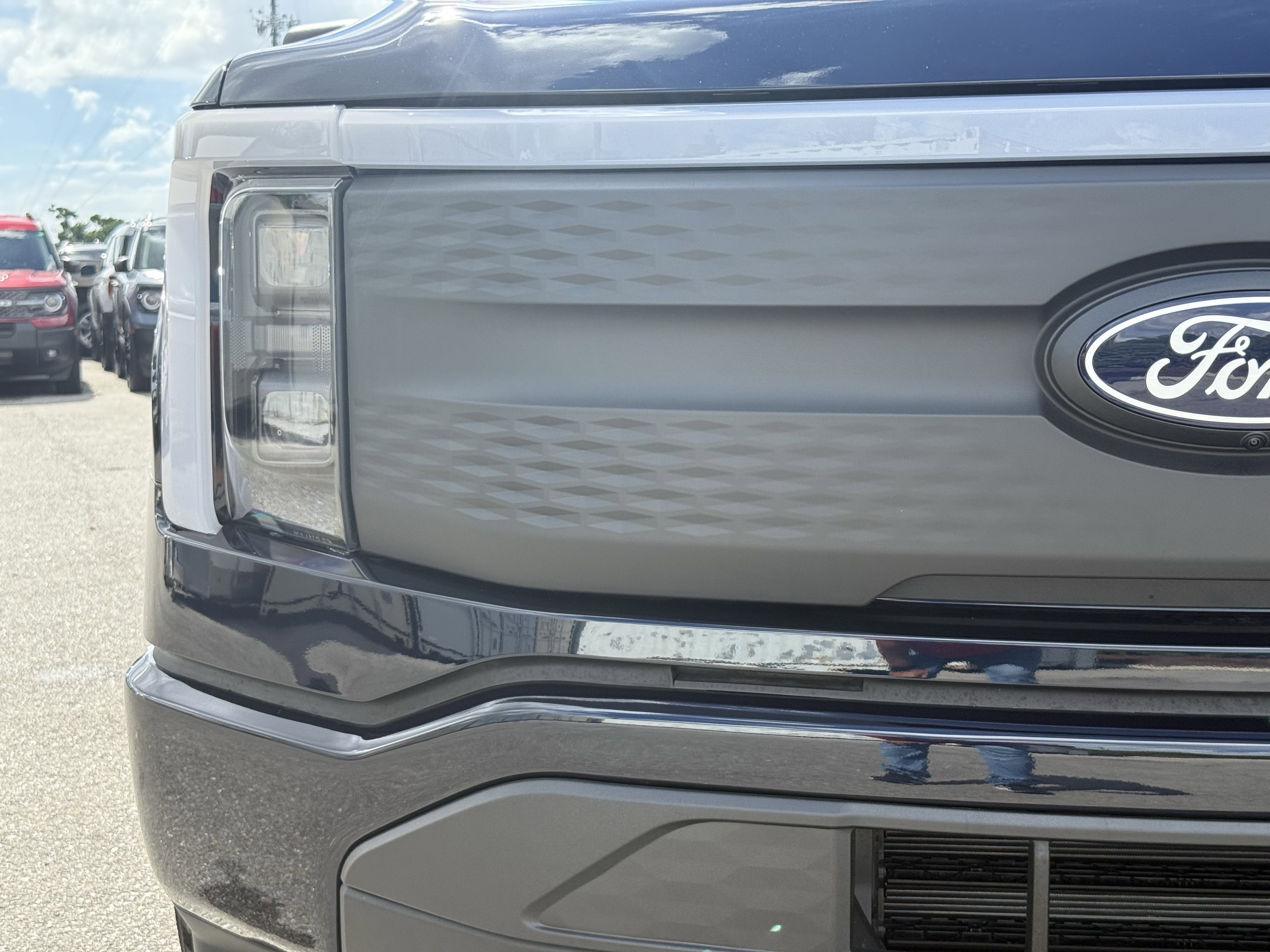 2025 Ford F-150 Lightning XLT