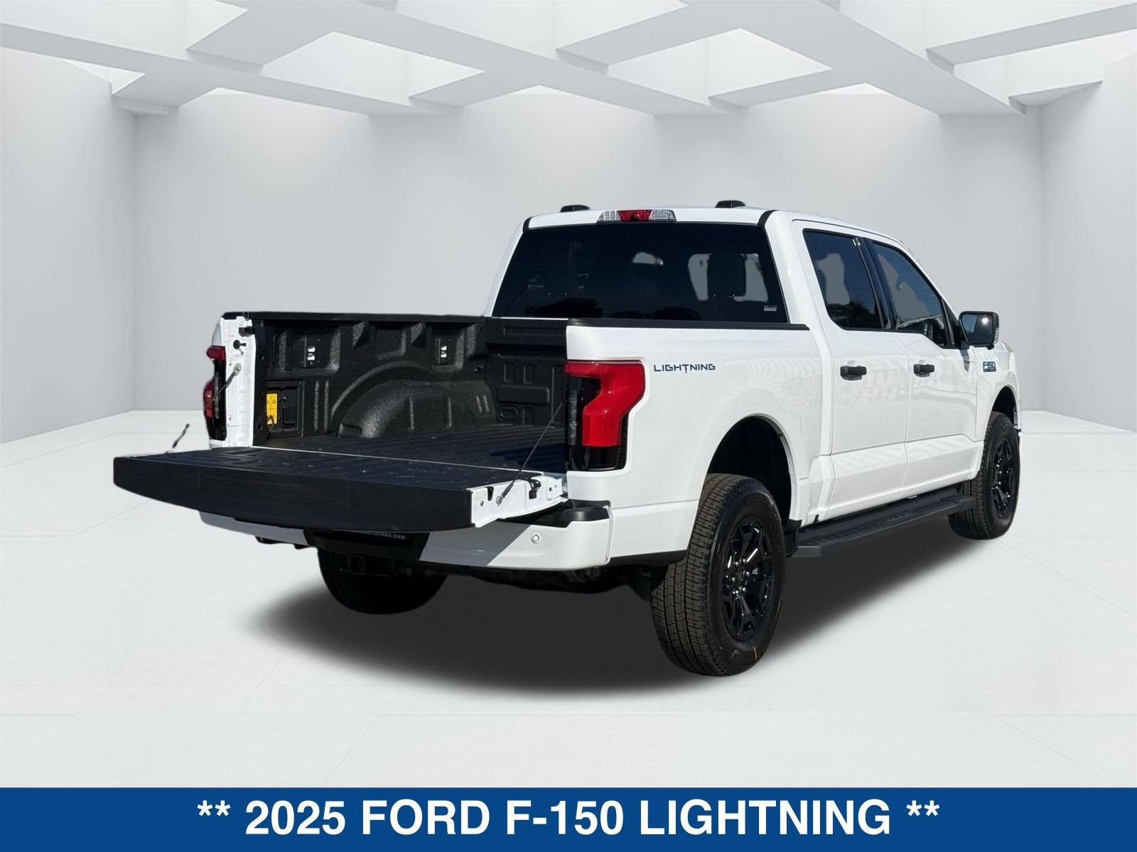 2025 Ford F-150 Lightning XLT