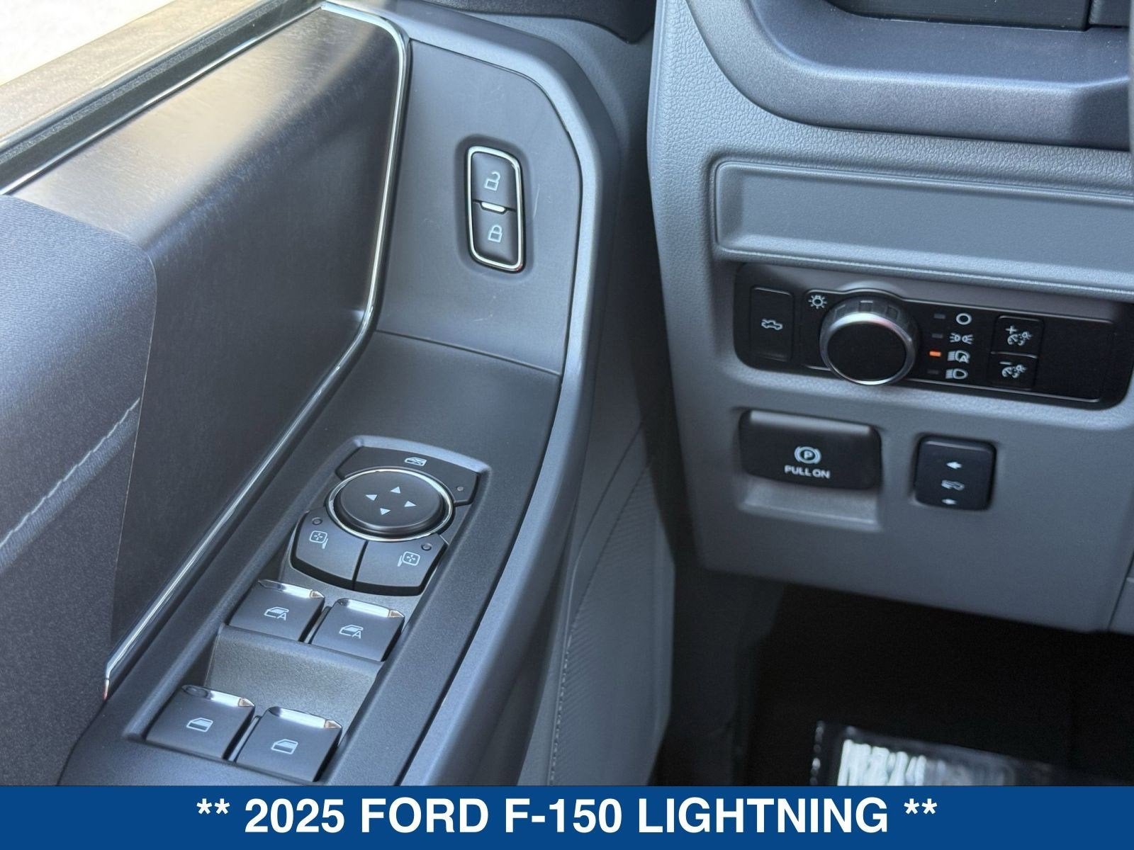 2025 Ford F-150 Lightning XLT