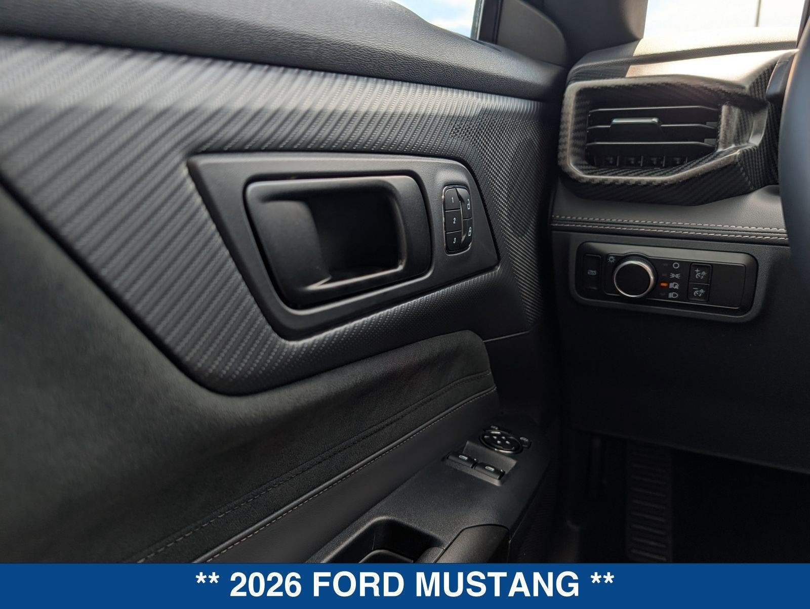 2026 Ford Mustang Dark Horse