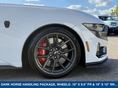 2025 Ford Mustang Dark Horse