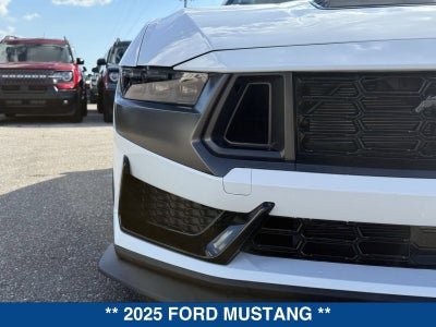 2025 Ford Mustang Dark Horse