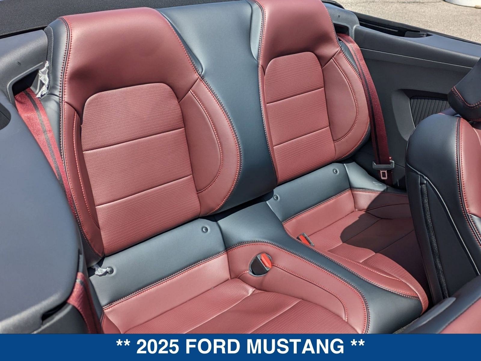 2025 Ford Mustang EcoBoost Premium