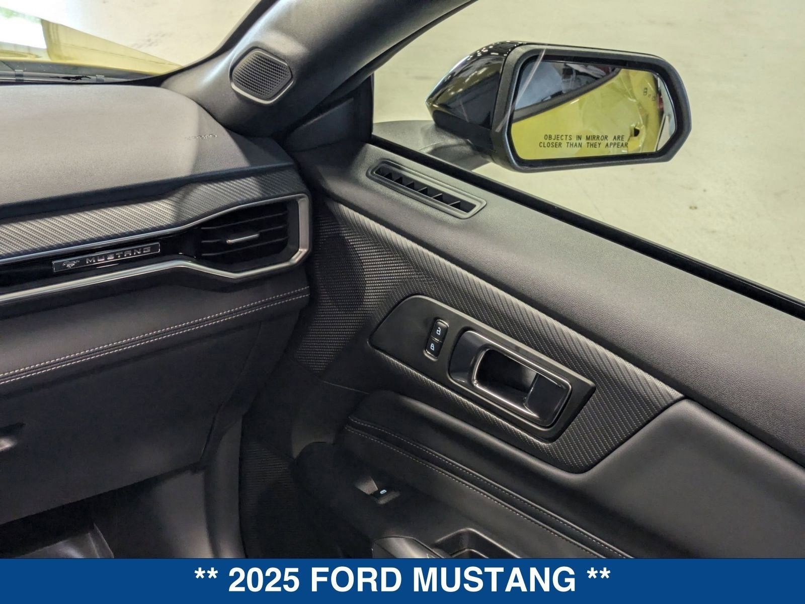 2025 Ford Mustang EcoBoost Premium