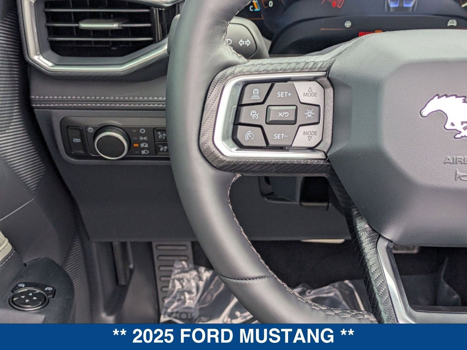 2025 Ford Mustang EcoBoost Premium