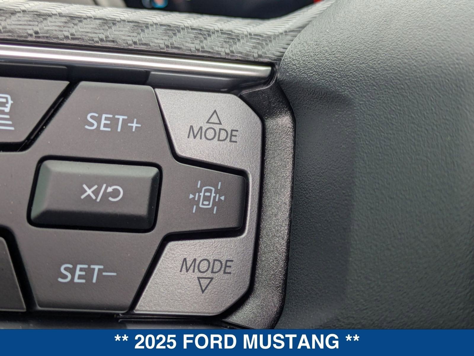2025 Ford Mustang EcoBoost Premium