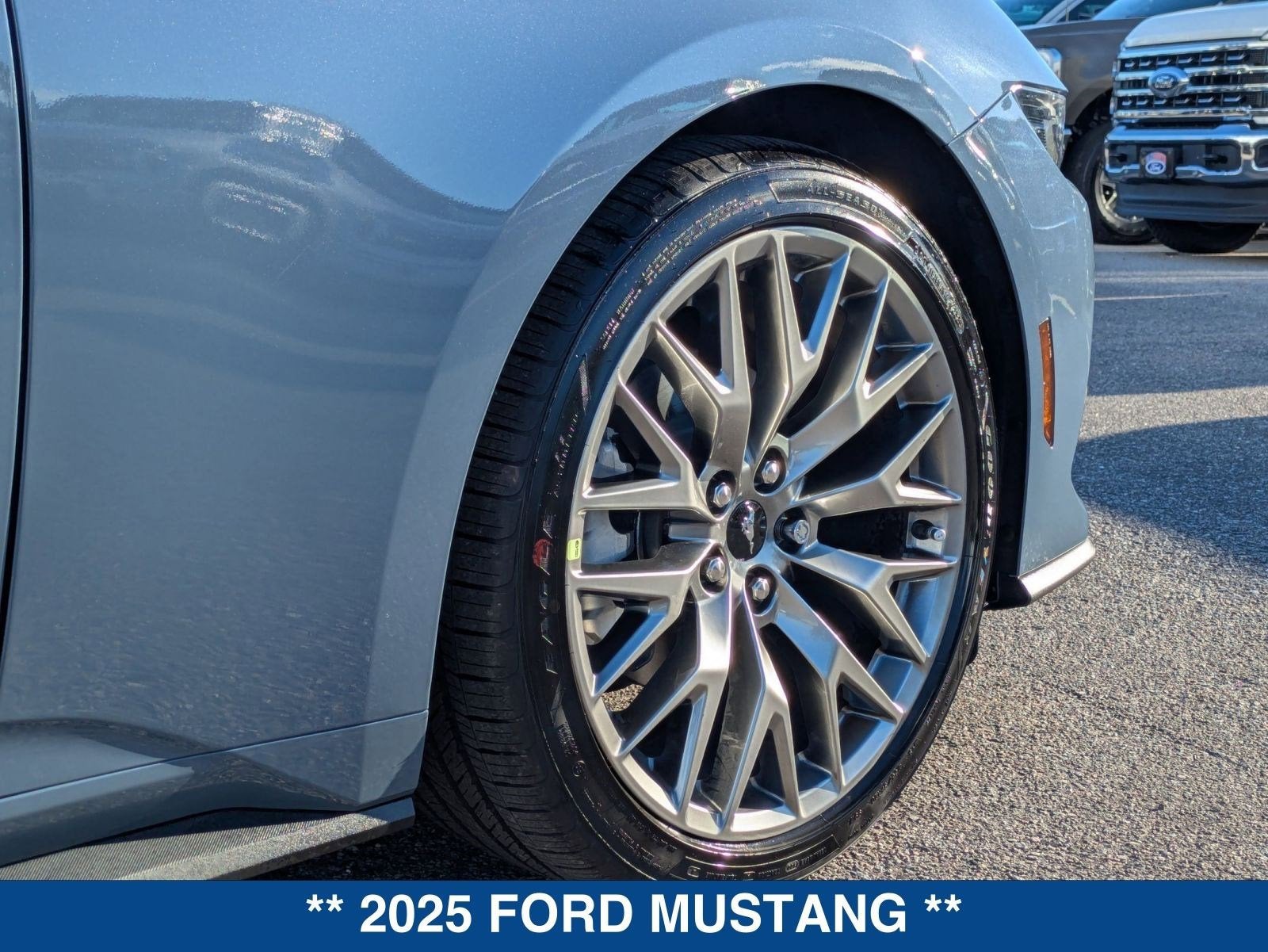 2025 Ford Mustang EcoBoost Premium