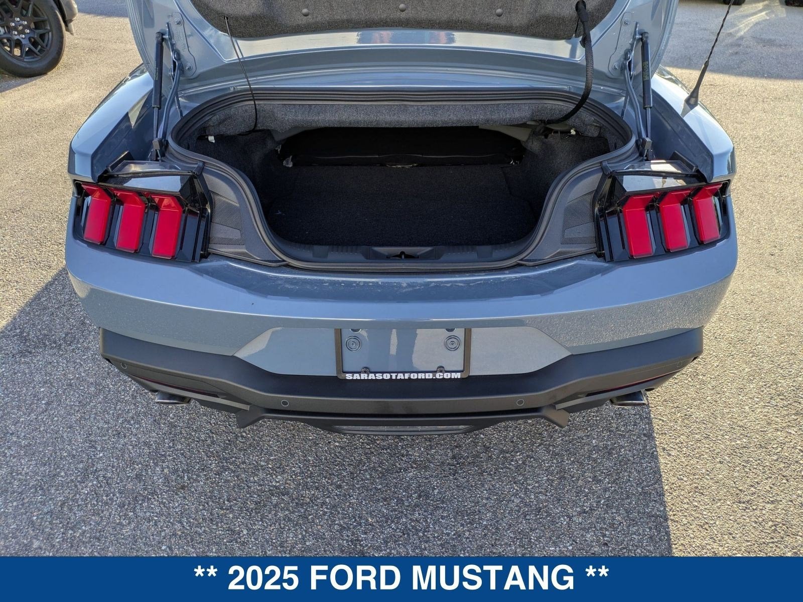 2025 Ford Mustang EcoBoost Premium