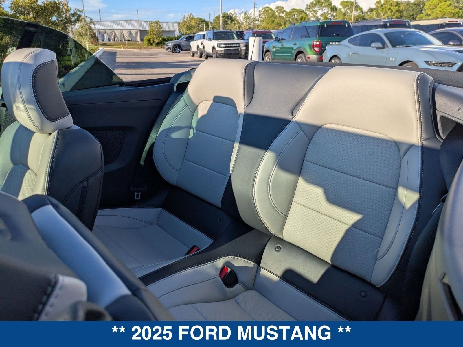 2025 Ford Mustang EcoBoost Premium