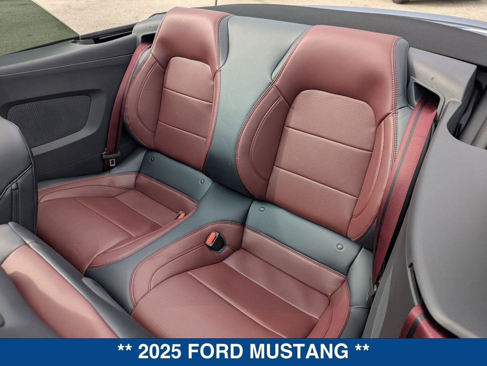 2025 Ford Mustang EcoBoost Premium