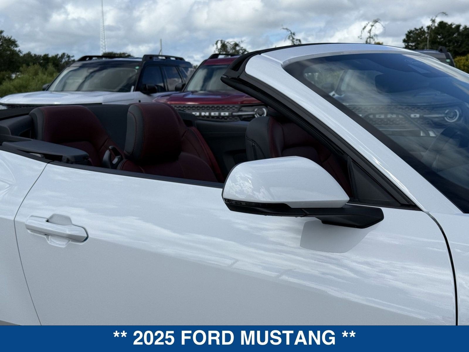2025 Ford Mustang EcoBoost Premium