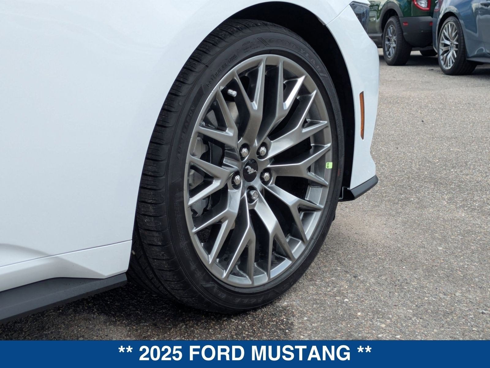 2025 Ford Mustang EcoBoost Premium