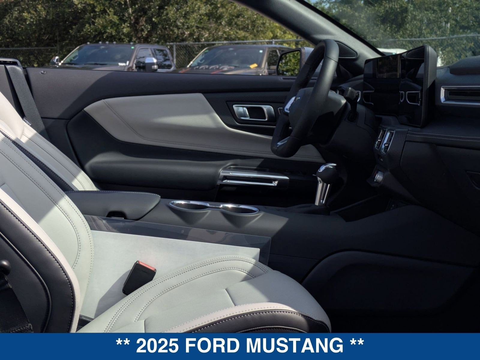 2025 Ford Mustang EcoBoost Premium
