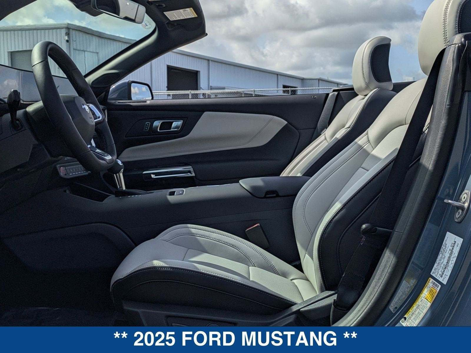 2025 Ford Mustang EcoBoost Premium