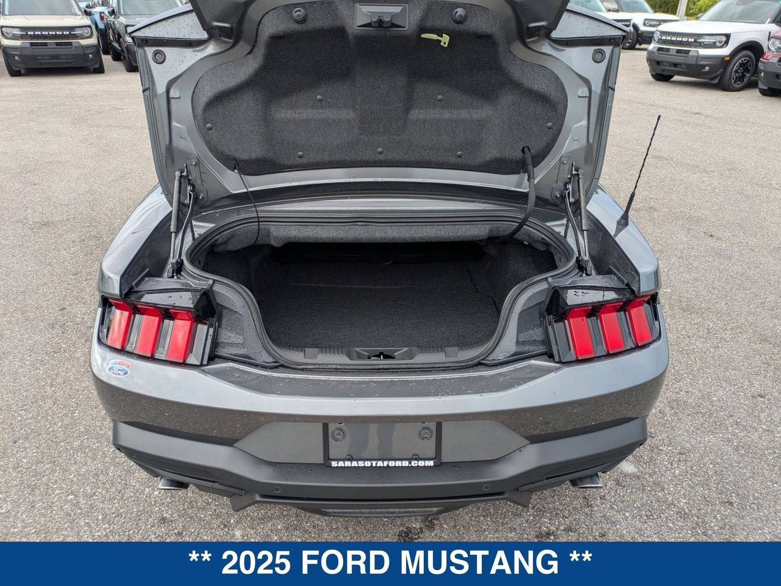 2025 Ford Mustang EcoBoost Premium