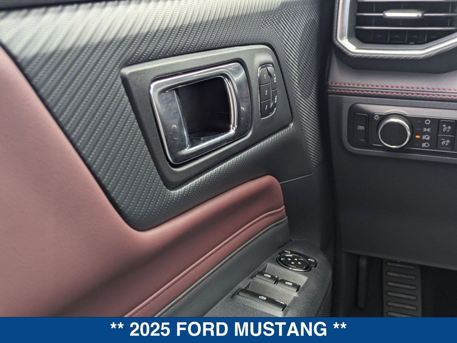 2025 Ford Mustang EcoBoost Premium