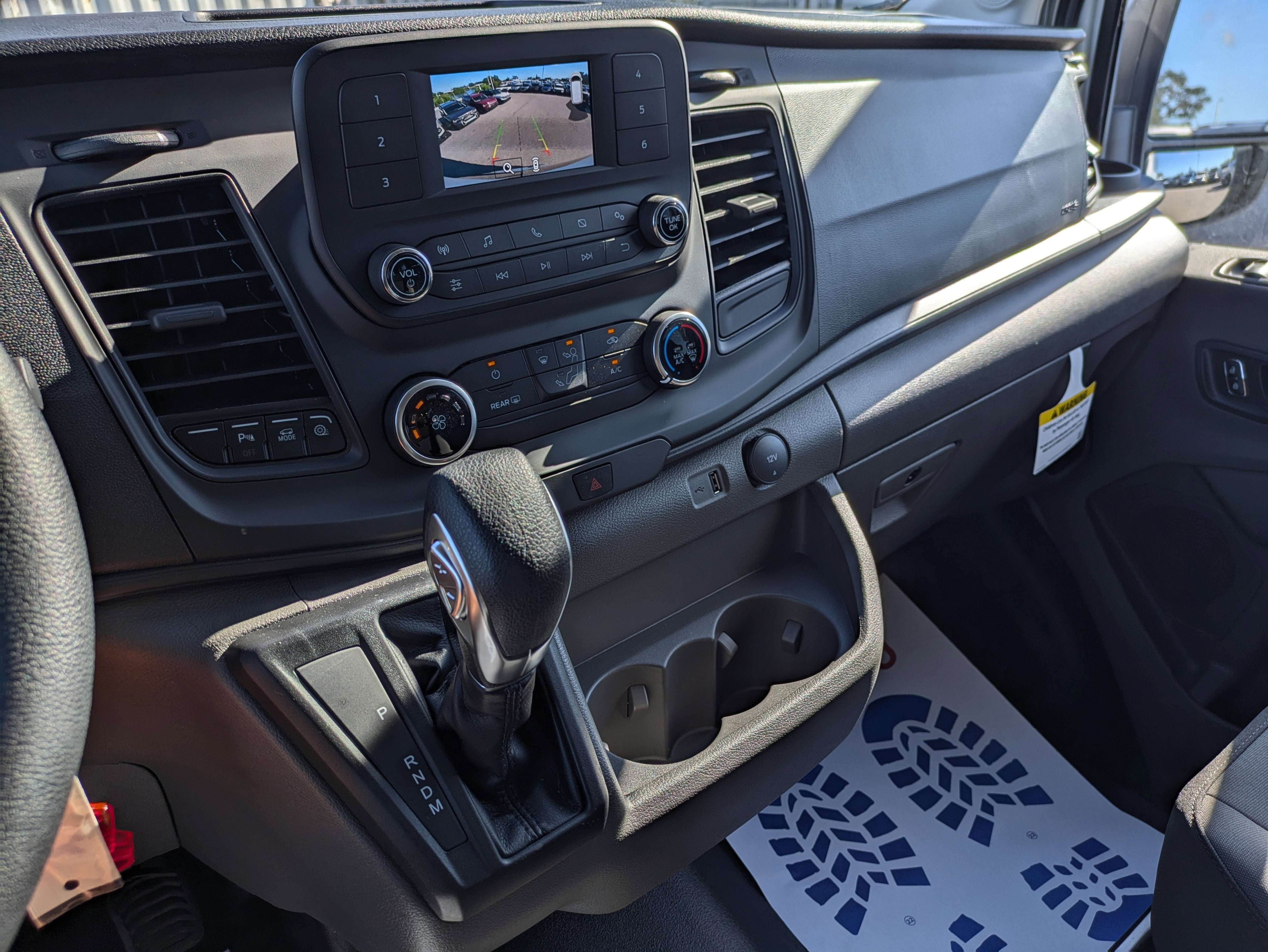 2025 Ford Transit-350 XL