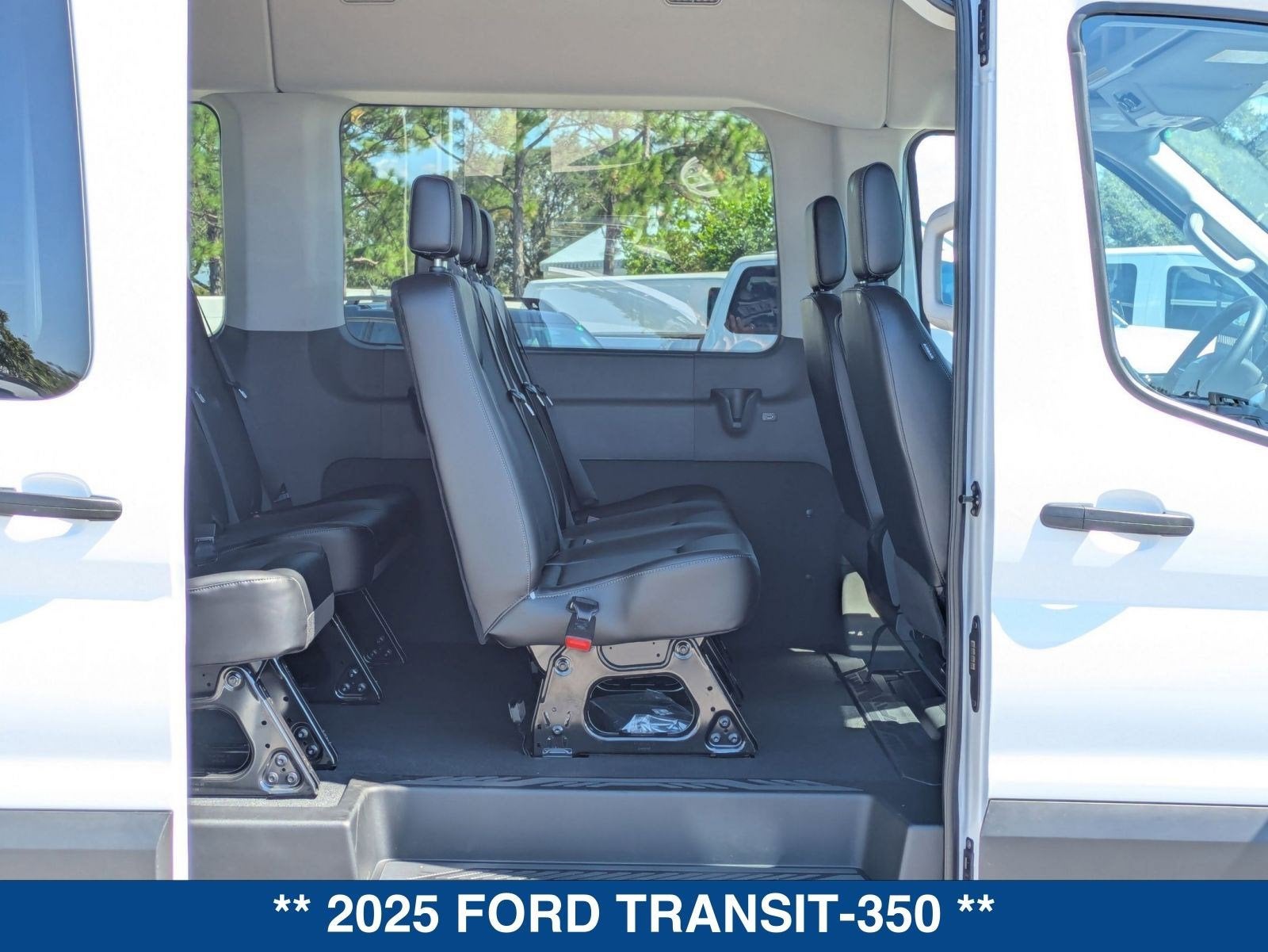 2025 Ford Transit-350 XL