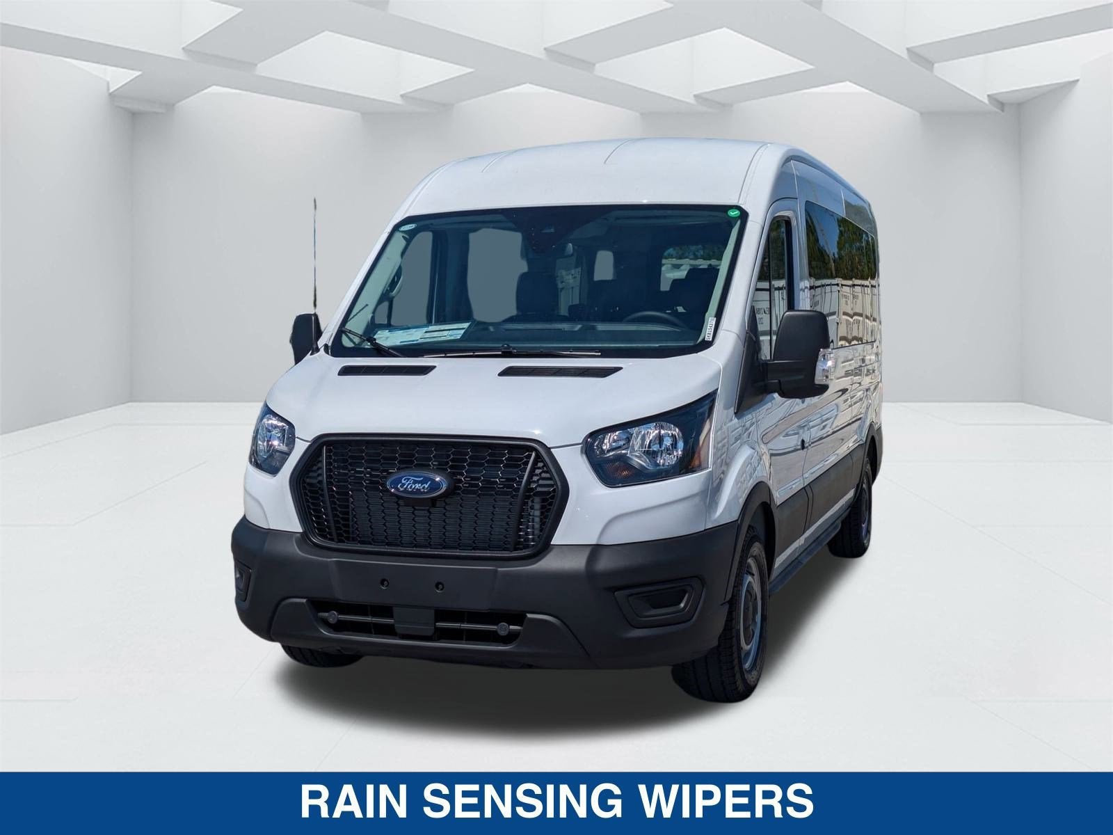 2025 Ford Transit-350 XL