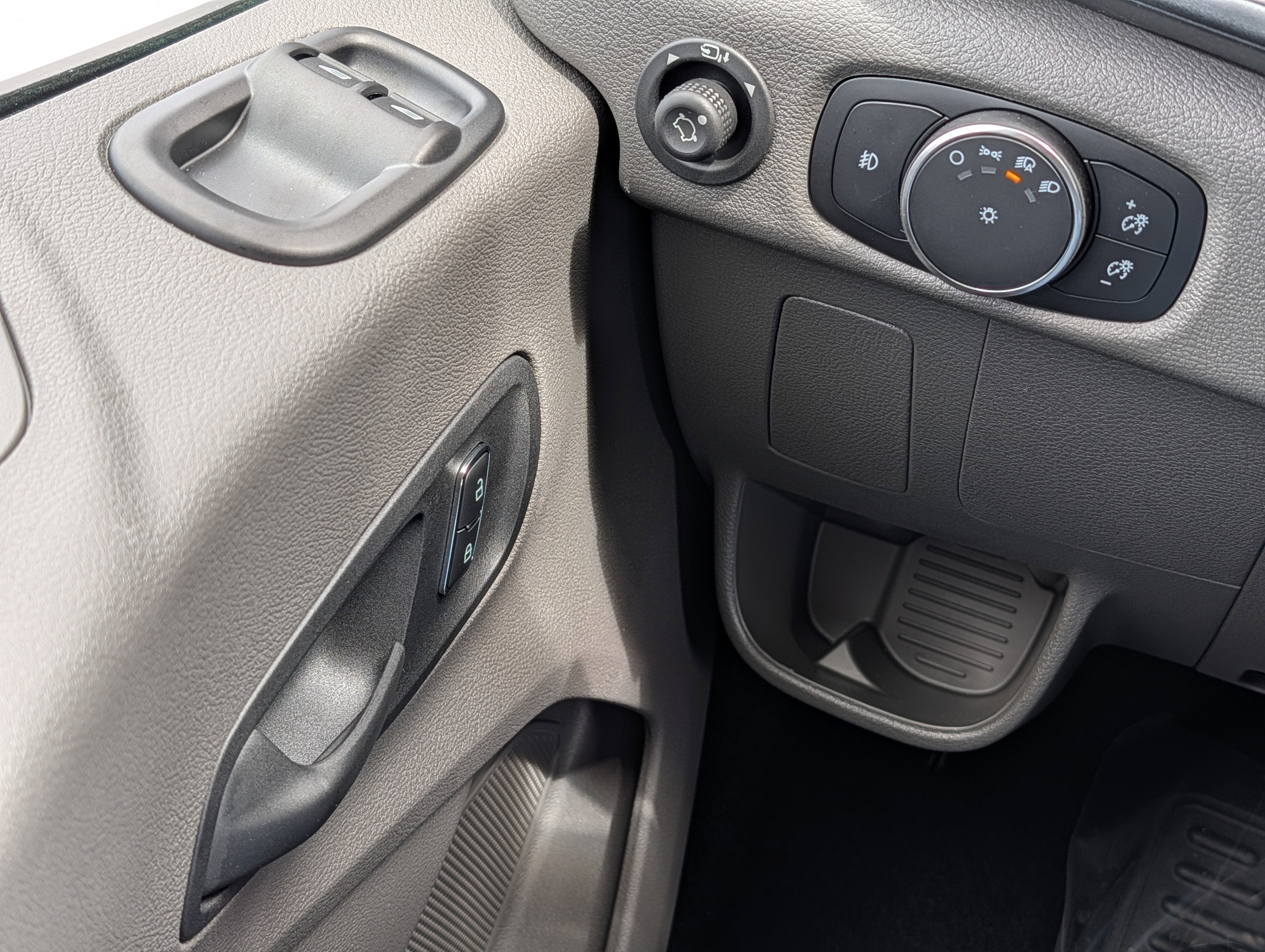 2026 Ford Transit-350 XLT