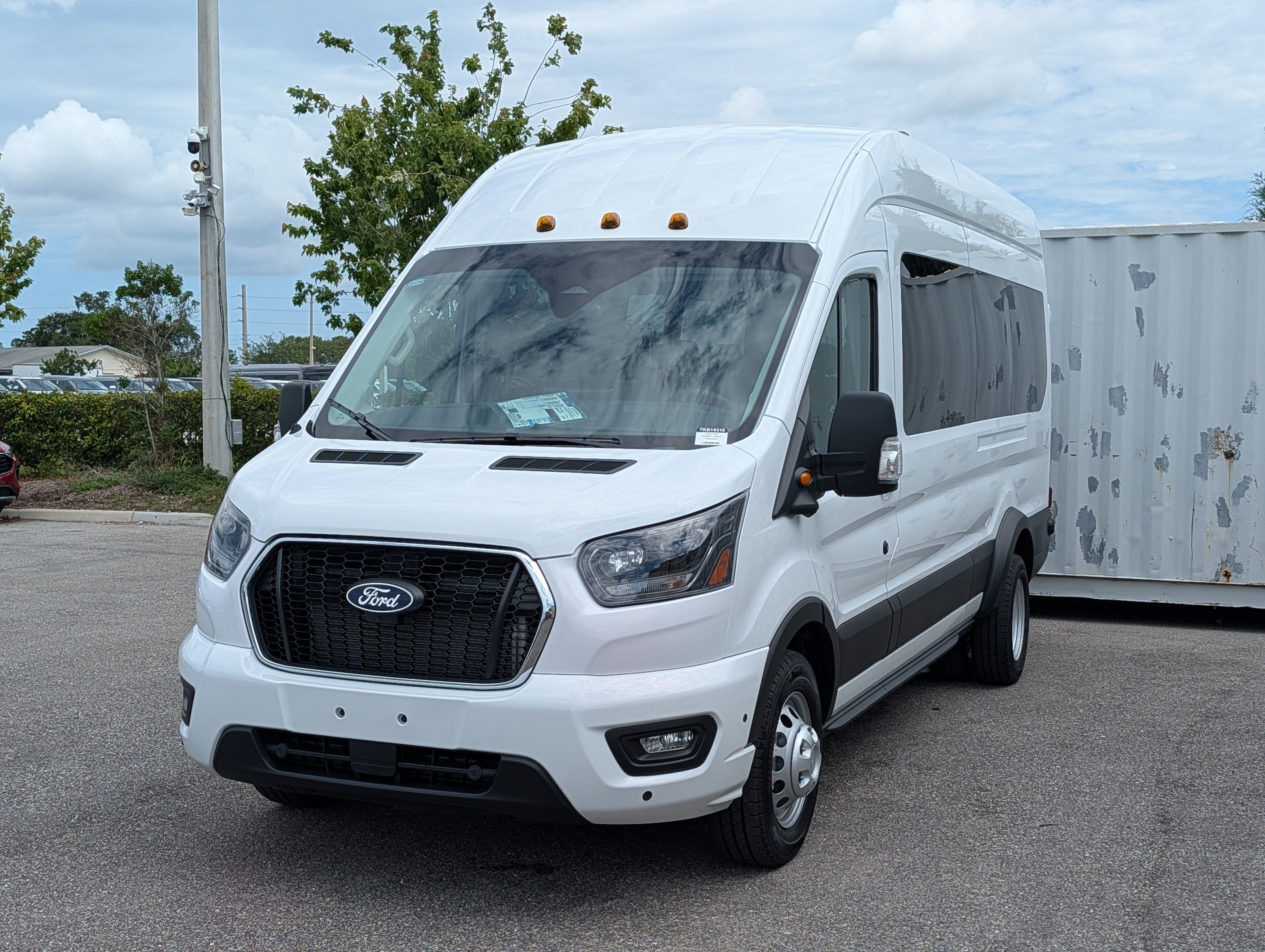 2026 Ford Transit-350 XLT