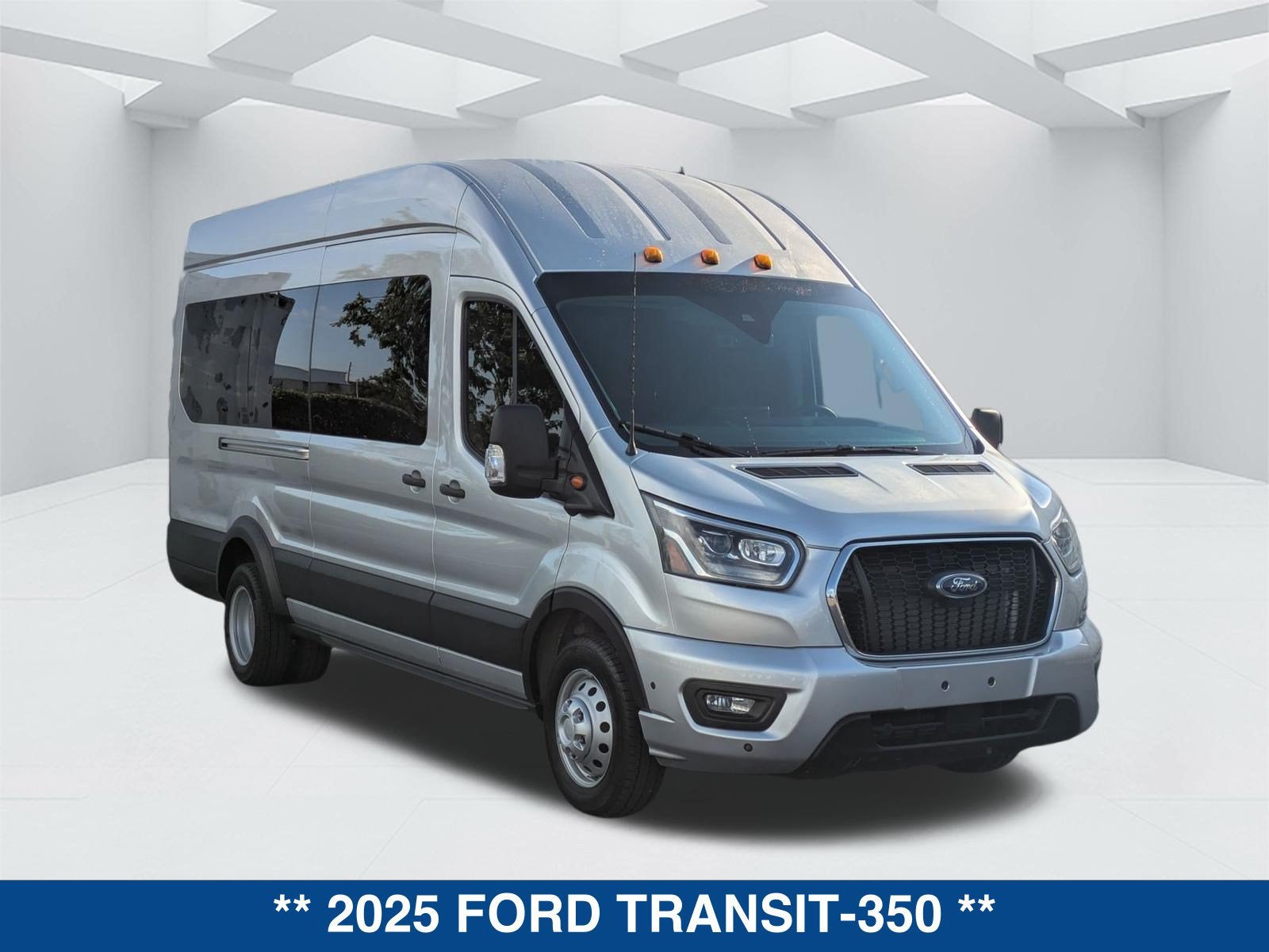 2025 Ford Transit-350 XLT