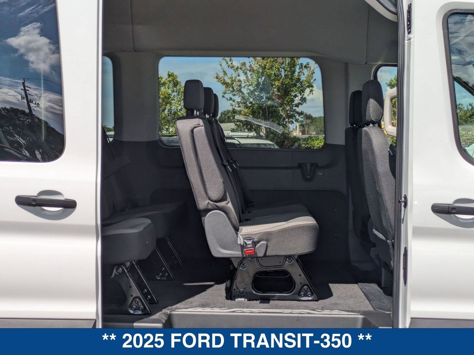 2025 Ford Transit-350 XLT