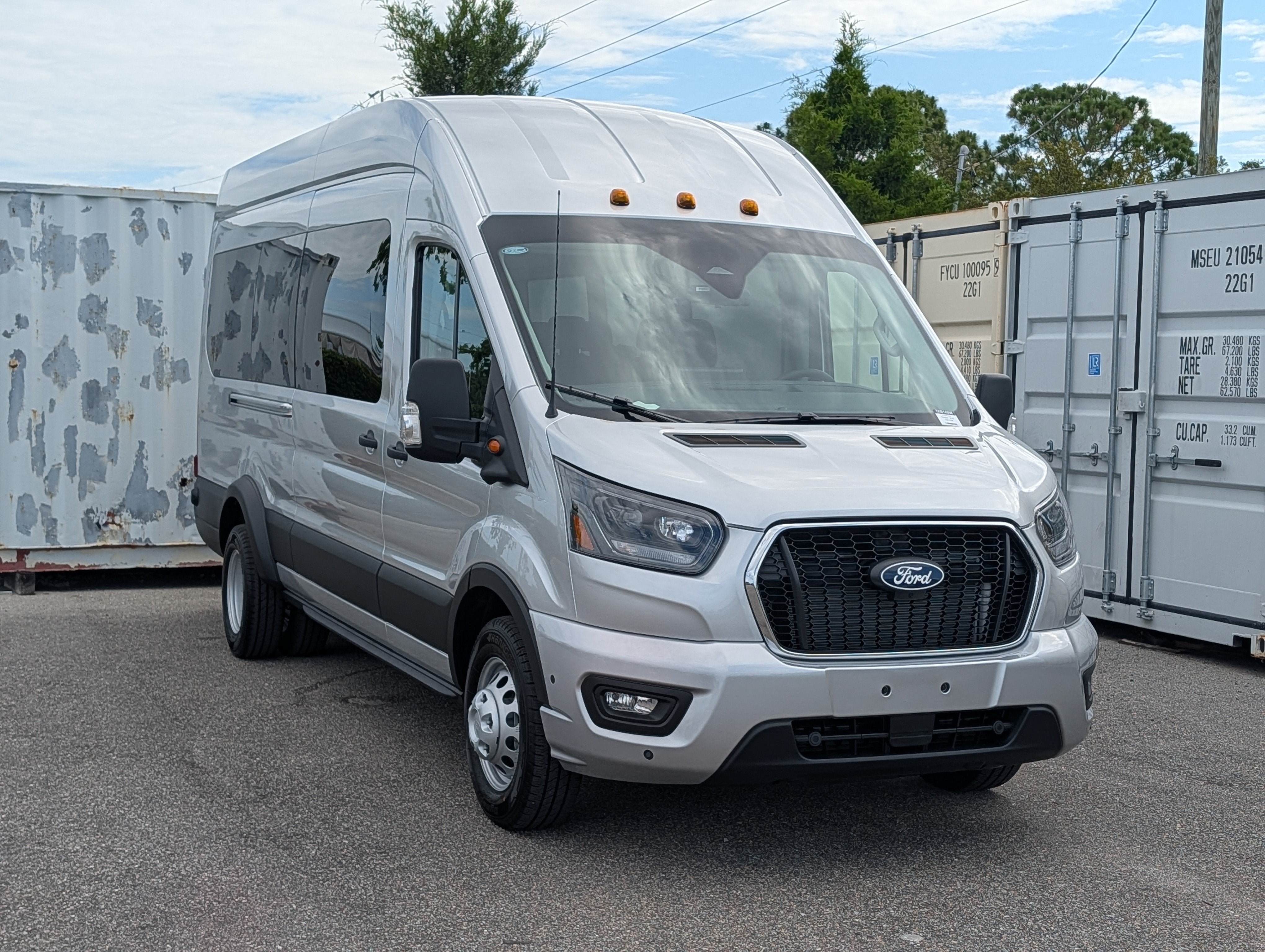 2026 Ford Transit-350 XLT