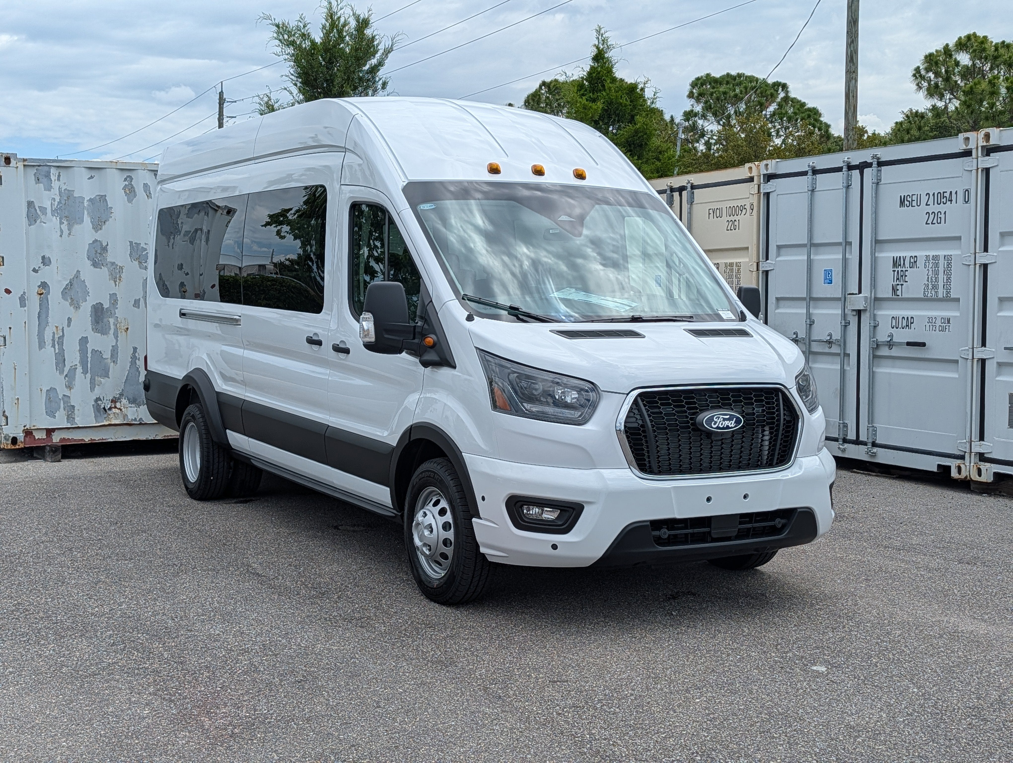 2026 Ford Transit-350 XLT