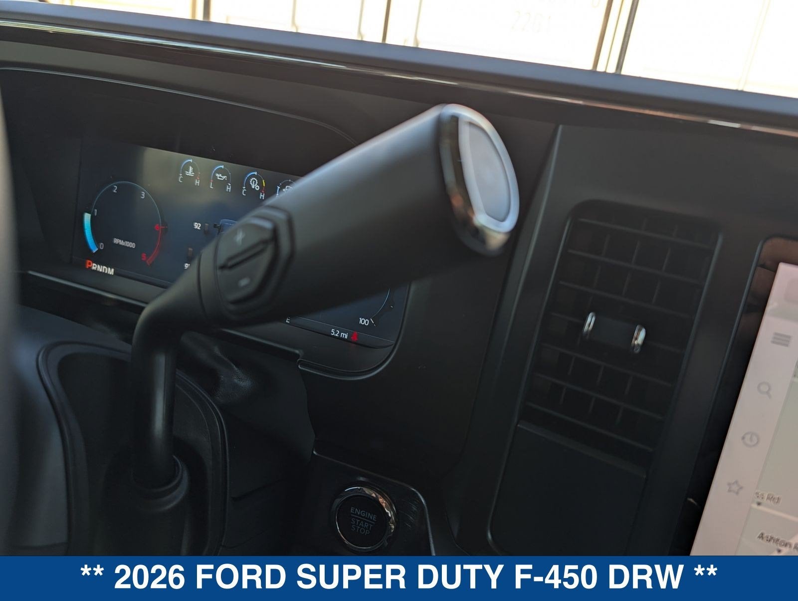 2026 Ford Super Duty F-450 DRW LARIAT