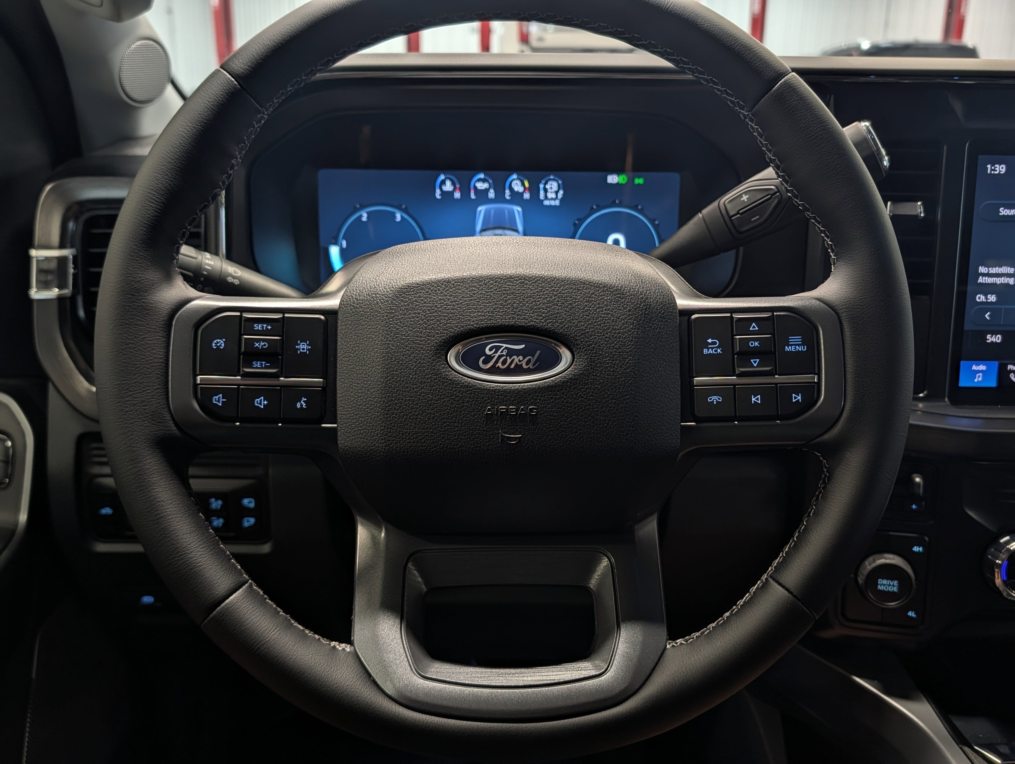 2026 Ford Super Duty F-450 DRW LARIAT