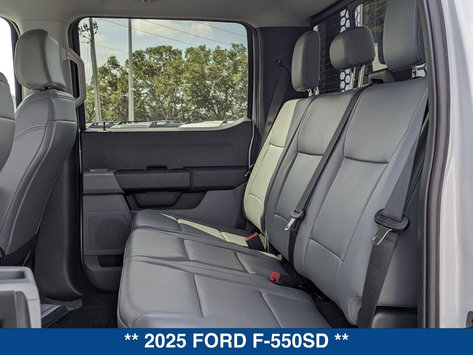 2025 Ford F-550SD XL