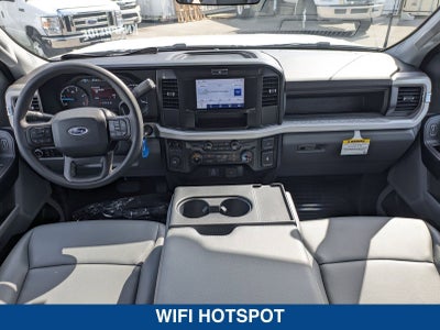 2025 Ford F-550SD XL