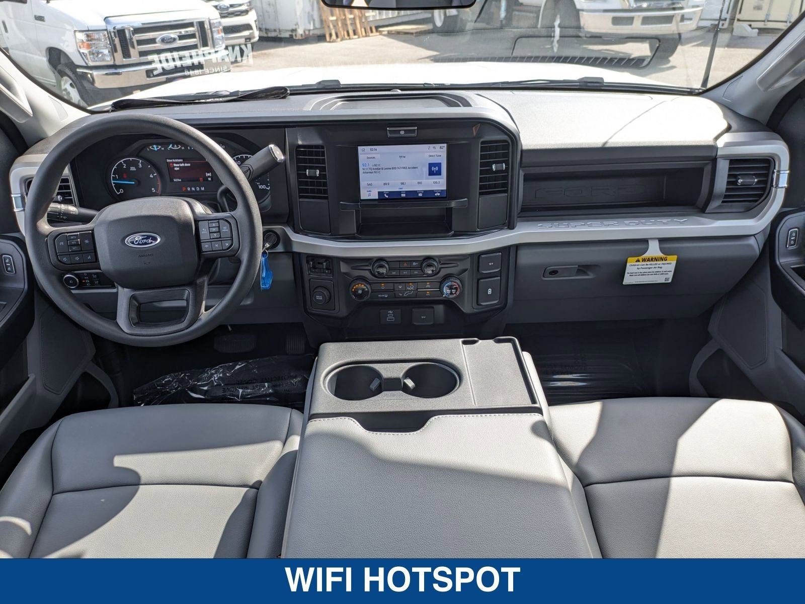 2025 Ford F-550SD XL