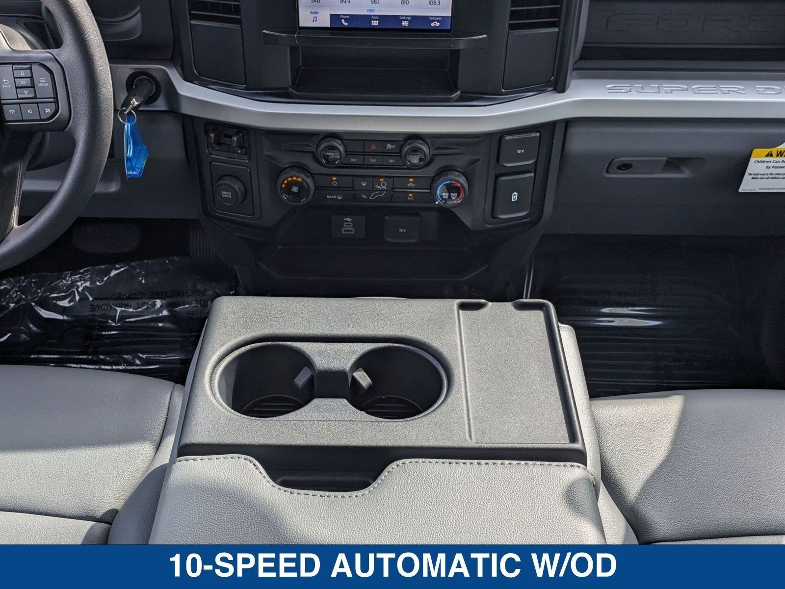 2025 Ford F-550SD XL