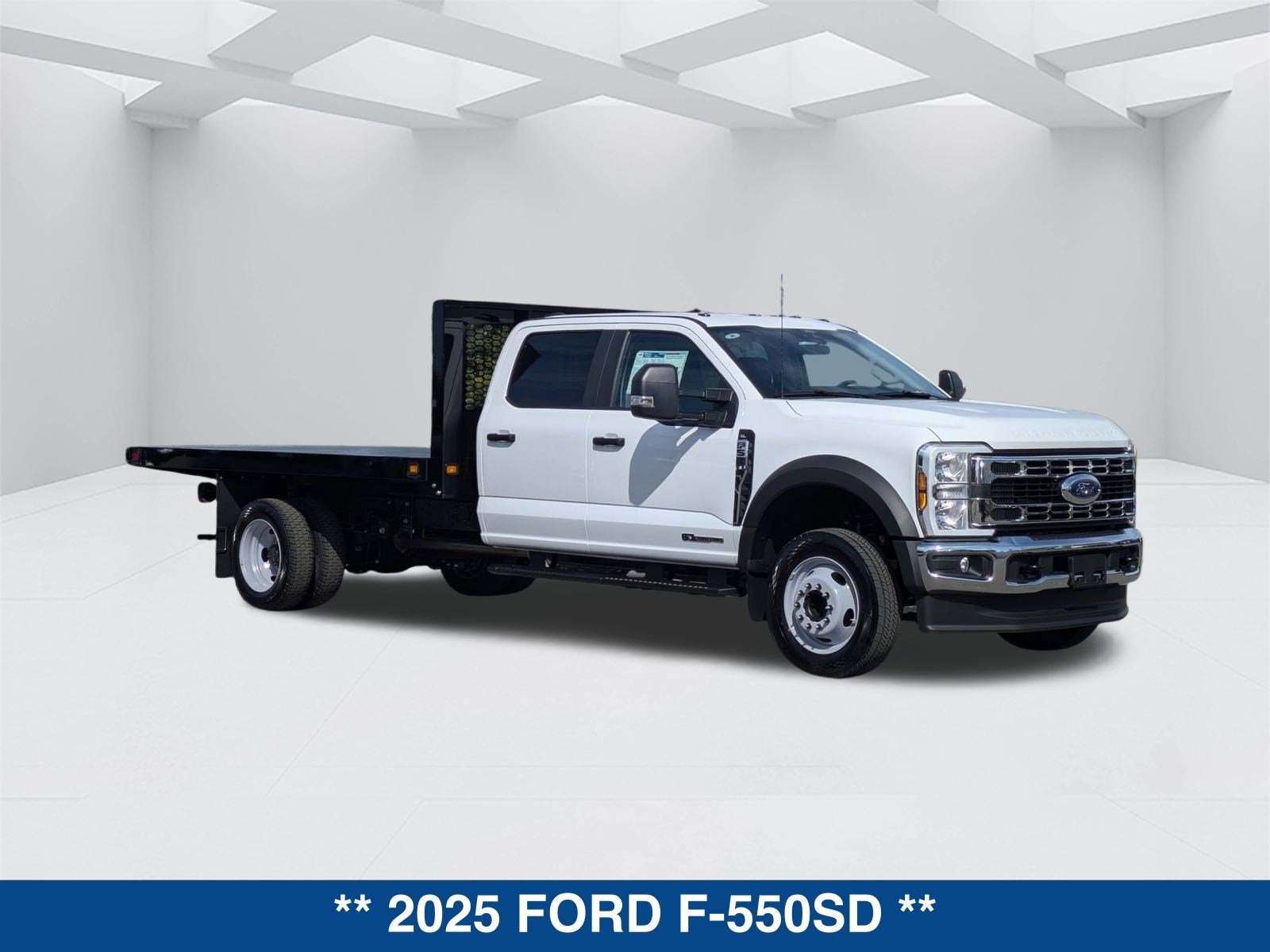 2025 Ford F-550SD XL