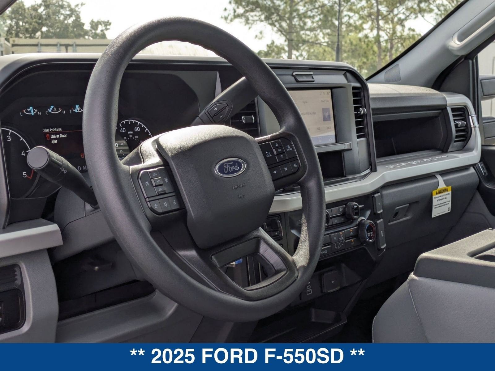 2025 Ford F-550SD XL