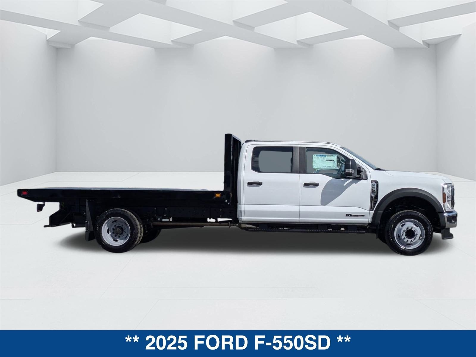 2025 Ford F-550SD XL