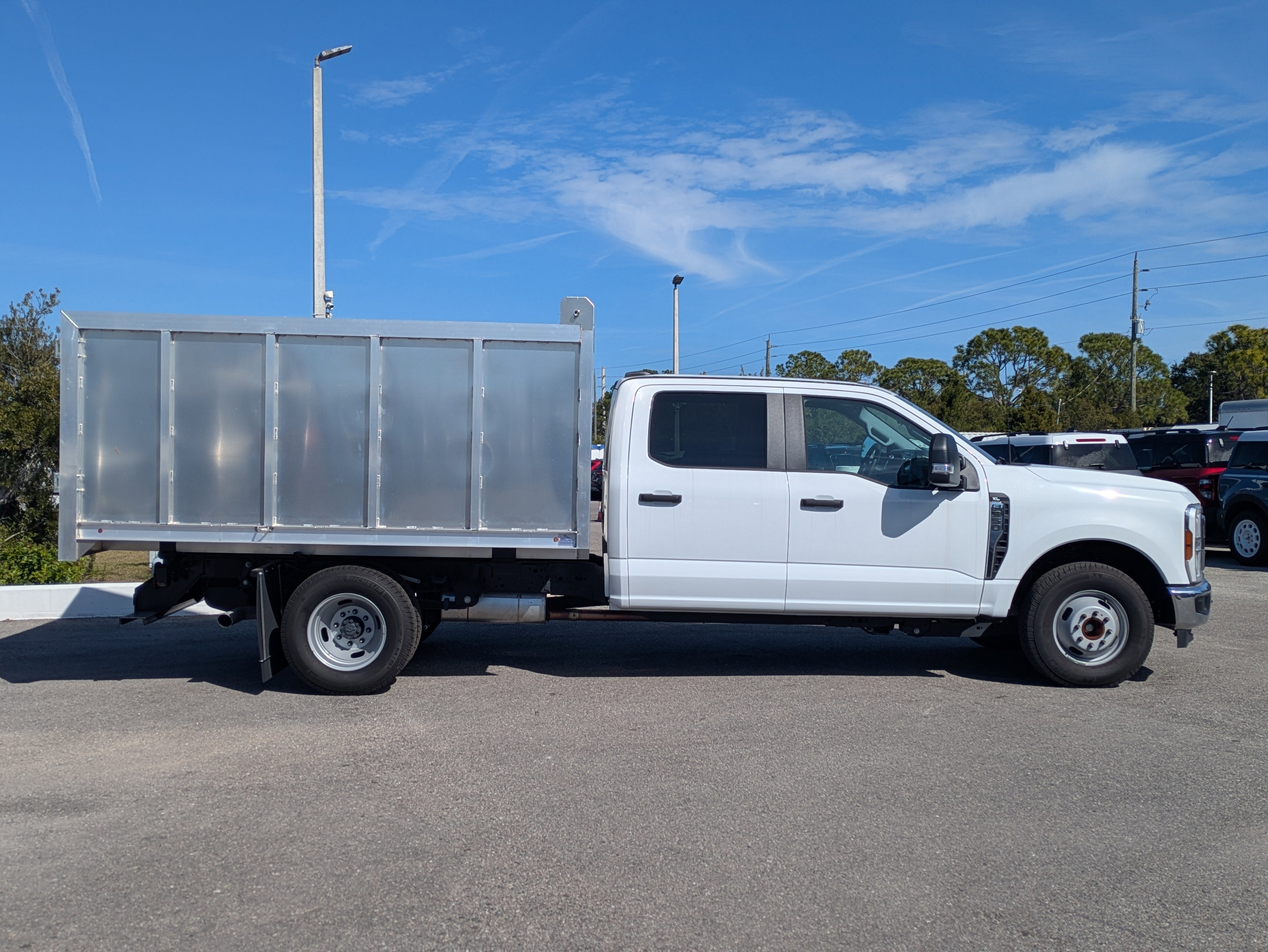 2025 Ford F-350SD XL