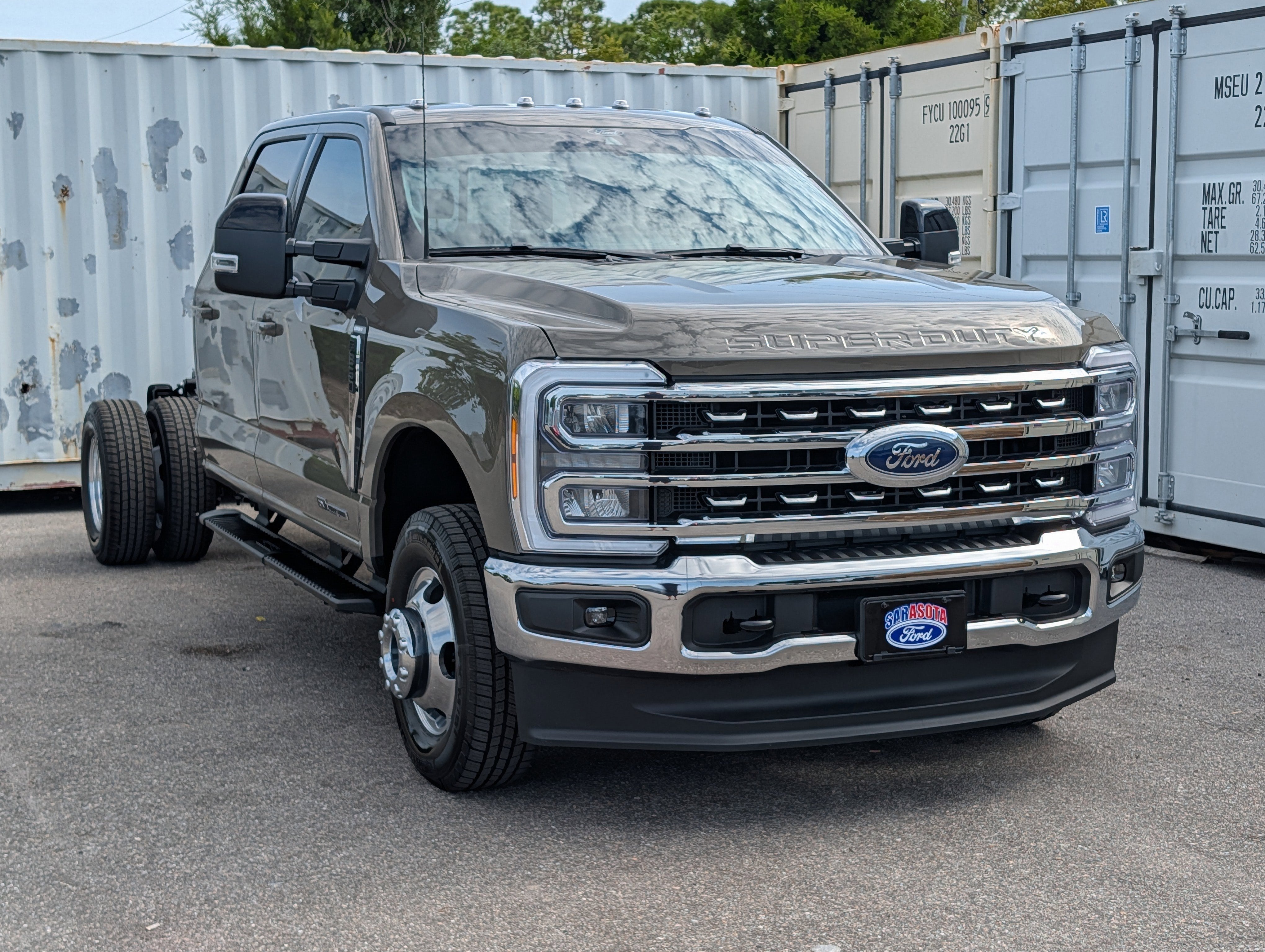 2026 Ford F-350SD Lariat